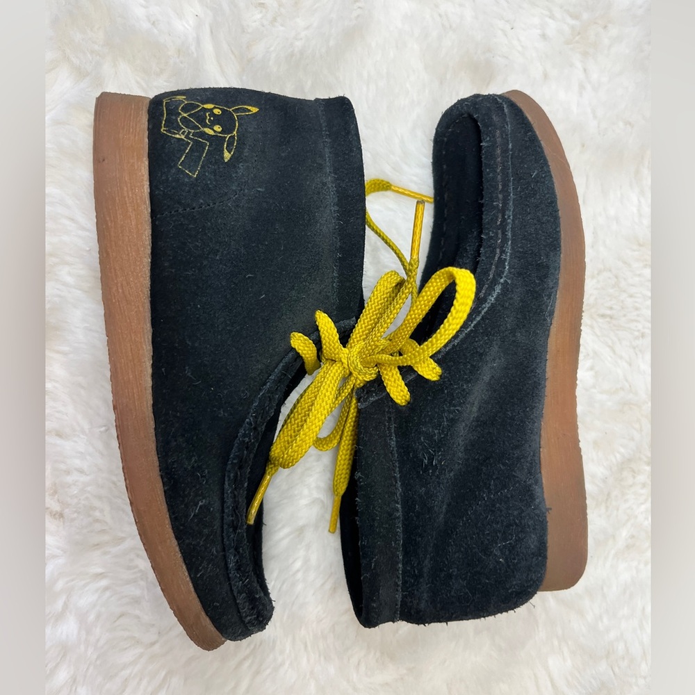 Clarks Original X Pokemon Wallabee Mist Pikachu Suede Black Boot Shoe Kids 12.5